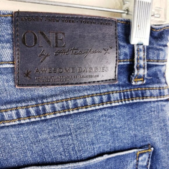 One Teaspoon Awesome Baggies Paint Splatter Distressed Boyfriend Jeans size 26 - Picture 12 of 16